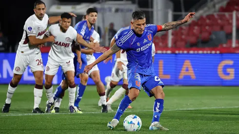 Charles Aránguiz le devolvió la llama a la U en Copa Sudamericana