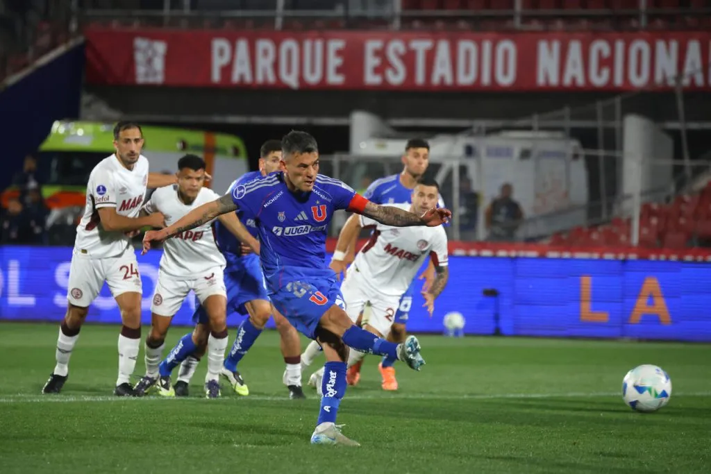 Aránguiz anotó el empate para la U | Foto: Photosport