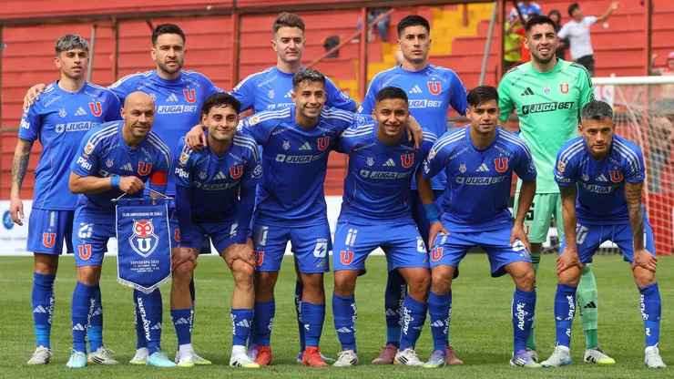 Universidad de Chile ajustó su once inicial para visitar a la UC en el Claro Arena.