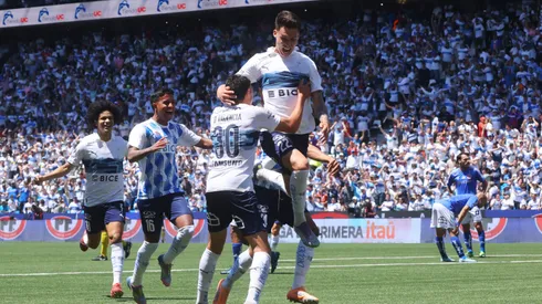 La UC obtuvo un triunfazo ante la U y llegó a 7 triunfos al hilo.