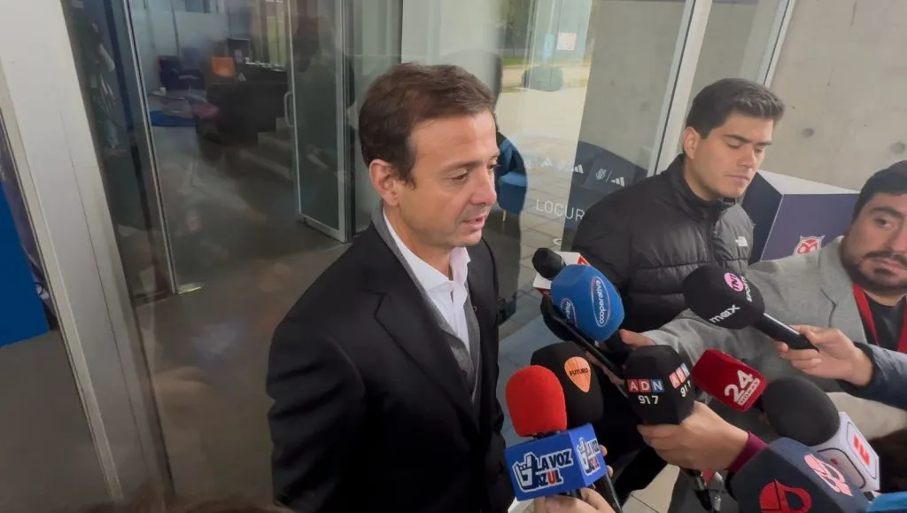 Juan Pablo Pavez le abre las puertas de la U a Eduardo Vargas.