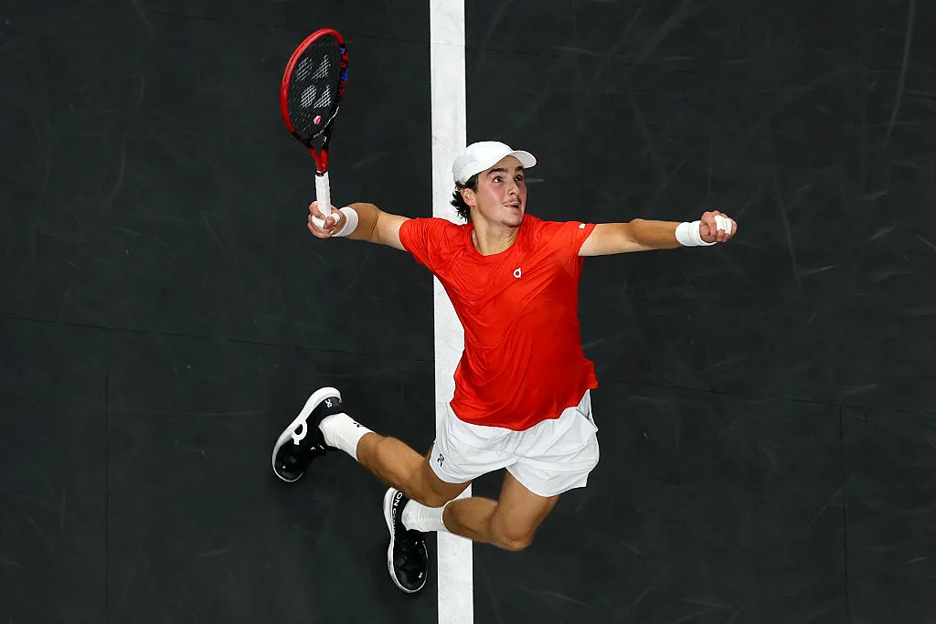 El brasileño Joao Fonseca conquistó su primer gran título en la tierra de Roger Federer (Getty Images).