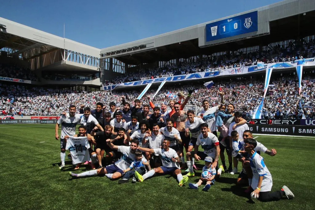 La UC se ilusiona con el Chile 2 a Copa Libertadores. | Foto: Photosport