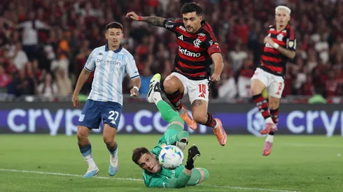 Flamengo se impuso por 1-0 a Racing en el juego de ida de las semifinales de la Copa Libertadores 2025.
