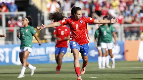 Sonya Keefe marcó dos goles para la victoria de Chile.