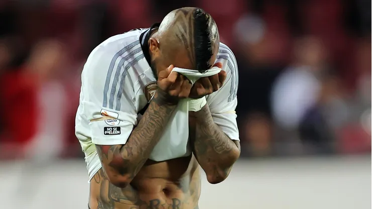 Arturo Vidal pone en suspenso un posible retiro en Colo Colo (Foto: Javier Torres/Photosport)