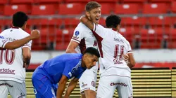 La llave entre Lanús y la U se definirá por detalles mínimos.