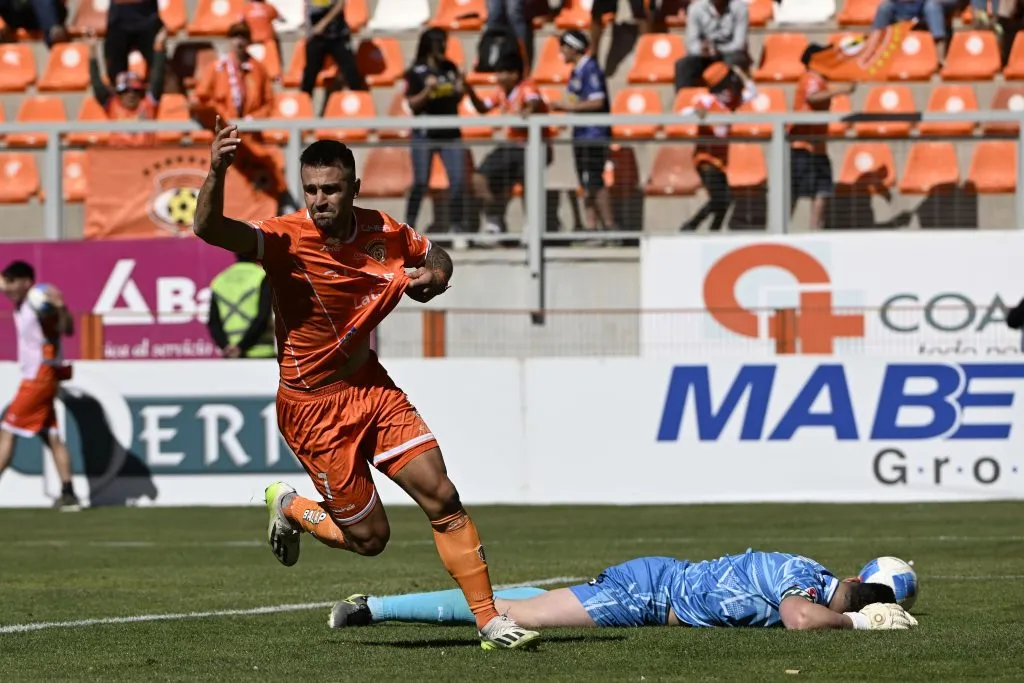 Gustavo Gotti y compañía van en búsqueda del triunfo ante Curicó Unido | FOTO: Pedro Tapia/Photosport