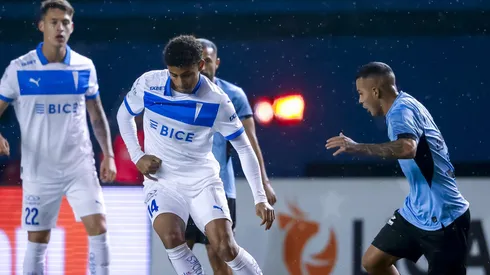 Partido de la UC contra O'Higgins fue reprogramado (Foto: Pepe Alvujar/Photosport)