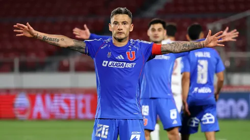 Universidad de Chile festeja el empate con Lanús en la ida.