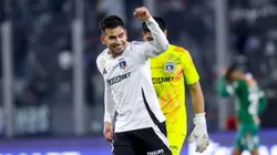 Sebastián Vegas recibe una buena noticia en Colo Colo. (Foto: Pepe Alvújar/Photosport)