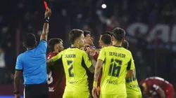 El juez venezolano puso la guinda de la torta para su actuación para el olvido en Argentina