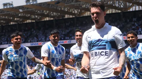 Universidad Católica gozará de un jugoso cheque por Alexander Aravena.