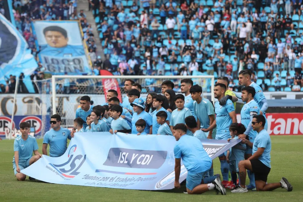 El público nortino alentó a Iquique pese a nueva derrota. | Foto: Photosport