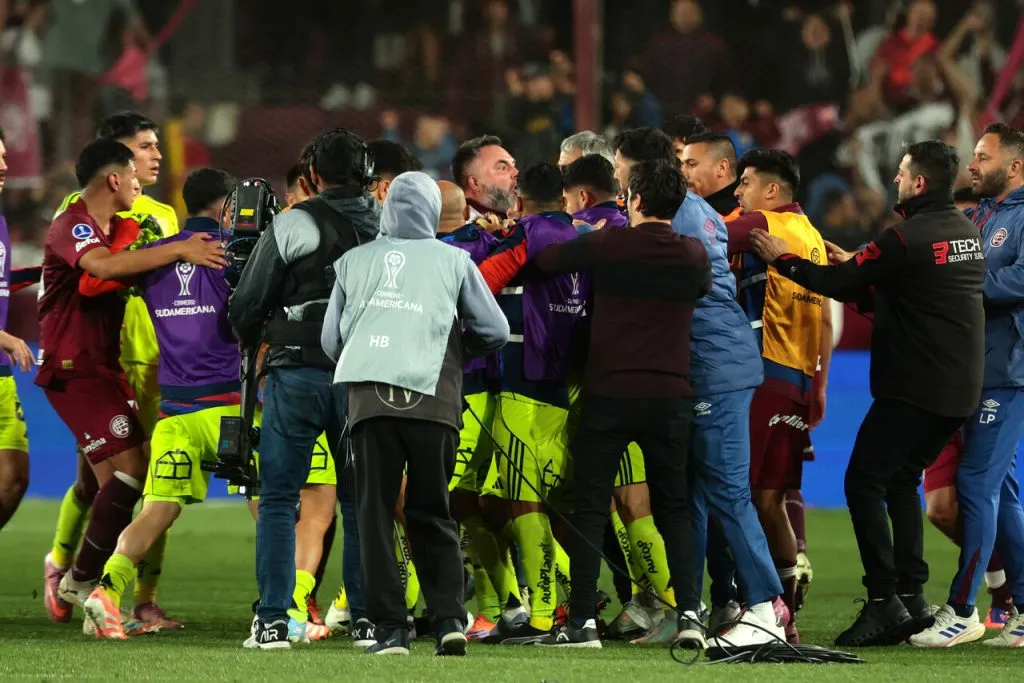 Herrera sólo sancionó a la U. | Foto: Photosport