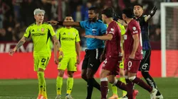 Es reconocido hincha de Colo Colo, pero estalla por el robo a la U