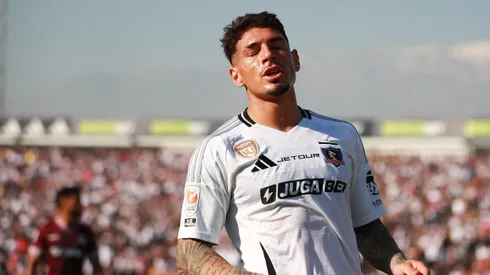 Alan Saldivia sigue siendo foco de polémica en Colo Colo y todo indica que podría partir del club (Foto: Felipe Zanca/Photosport)