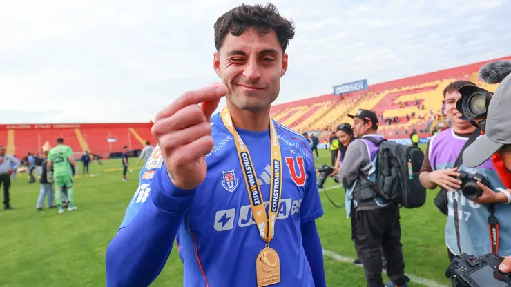 Javier Altamirano es renovado por la Universidad de Chile