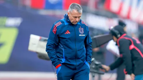 Gustavo Álvarez no seguirá en Universidad de Chile: su relación con la dirigencia está rota. (Imagen: Photosport)