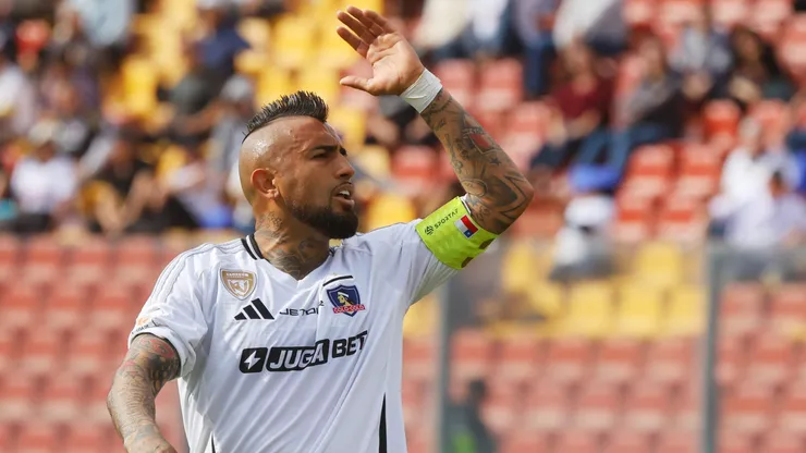 Arturo Vidal volvió a lanzarse contra un director de Blanco y Negro. (Foto: Jonnathan Oyarzún/Photosport)