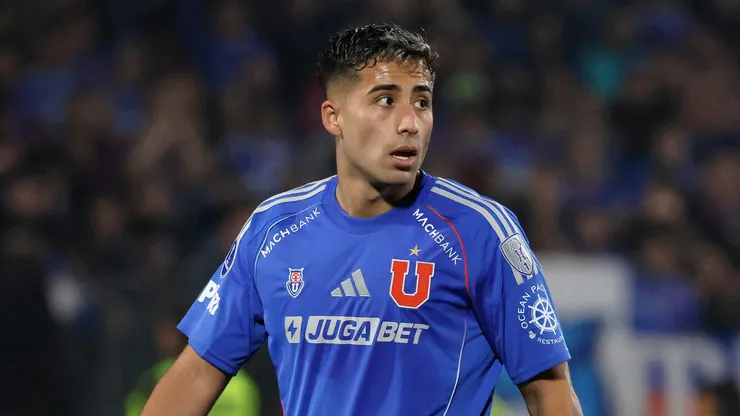 Por el momento, Lucas Assadi se mantiene en Universidad de Chile. (Imagen: Photosport)