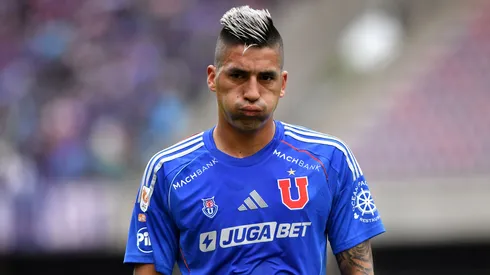 Leandro Fernández elogió a una figura de Universidad de Chile: le quitó la titularidad.