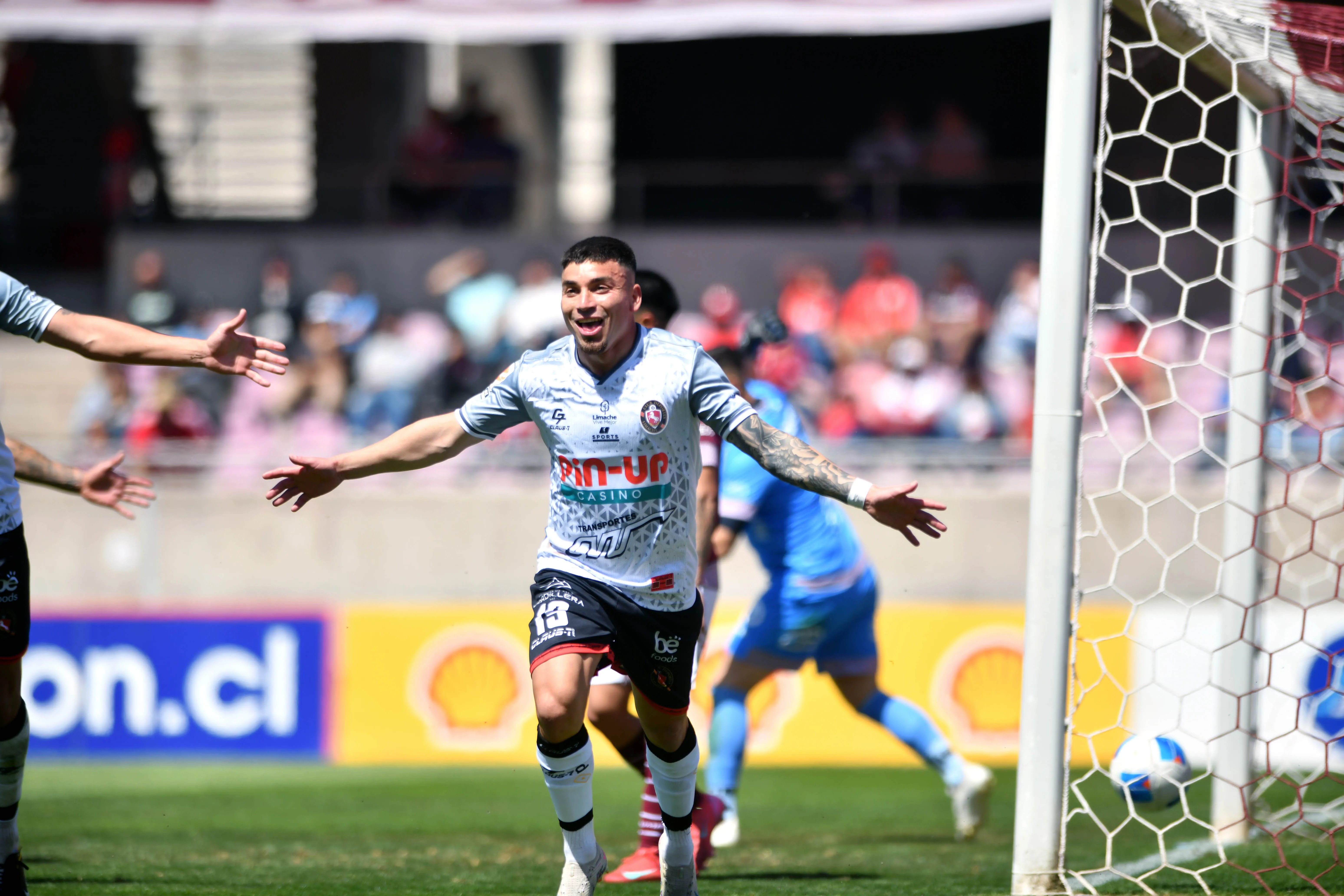 La temporada de Castro en Limache comienza a dar que hablar | FOTO: Alejandro Pizarro Ubilla/Photosport