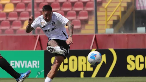Javier Correa anota un golazo para abrir la cuenta ante Unión Española (Foto: Photosport)