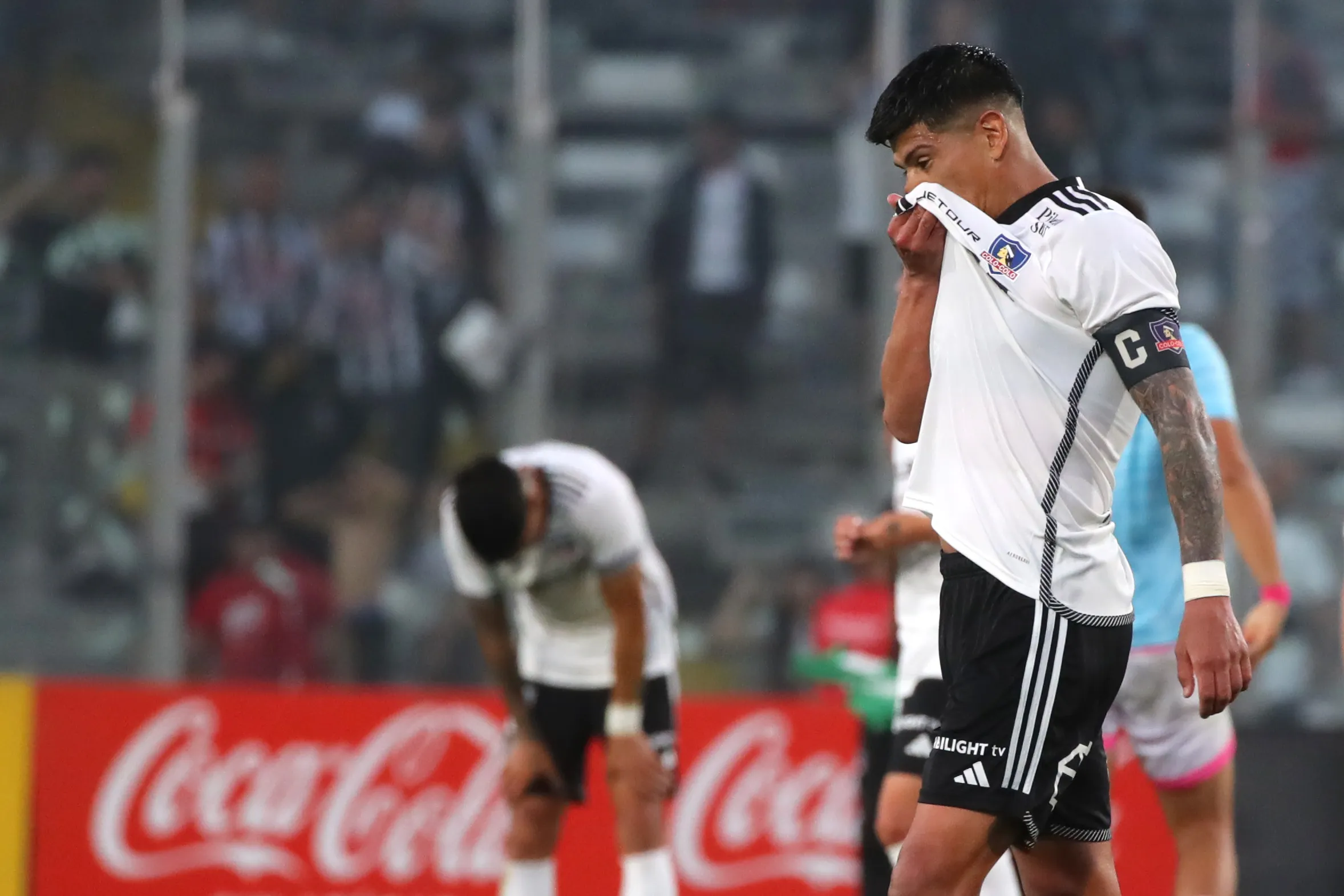 Esteban Pavez fue blanco de críticas por parte de los hinchas albos | FOTO: Jonnathan Oyarzun/Photosport