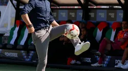 Un DT chileno está cerca de concretar dos descensos en un mismo año. Lo más peculiar de la situación, es que ambos clubes representaron al país en el plano internacional este 2025 (Foto: Dragomir Yankovic/Photosport)