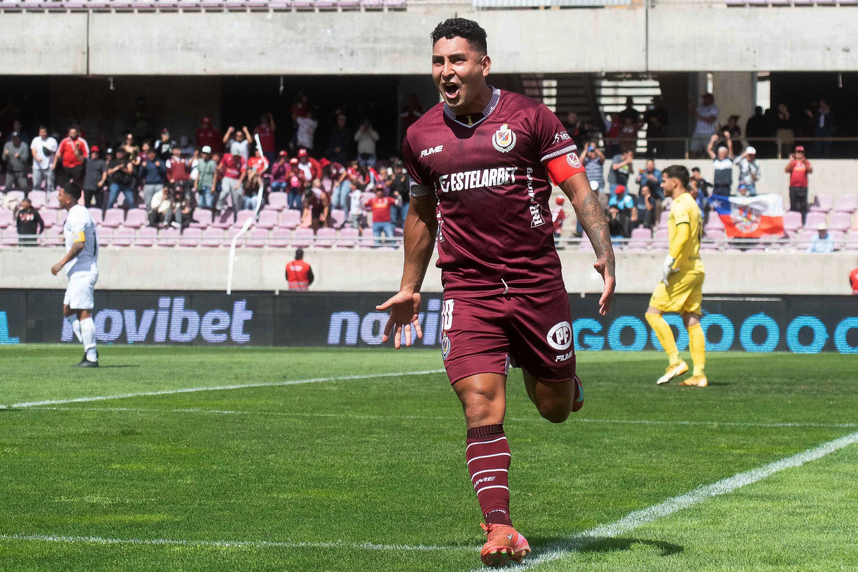 Jeisson Vargas se aleja de Universidad Católica. Todo indica que cambiará de club en el mercado de fichajes. (Imagen: Photosport)