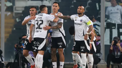 Figura de Colo Colo juega al misterio con su futuro