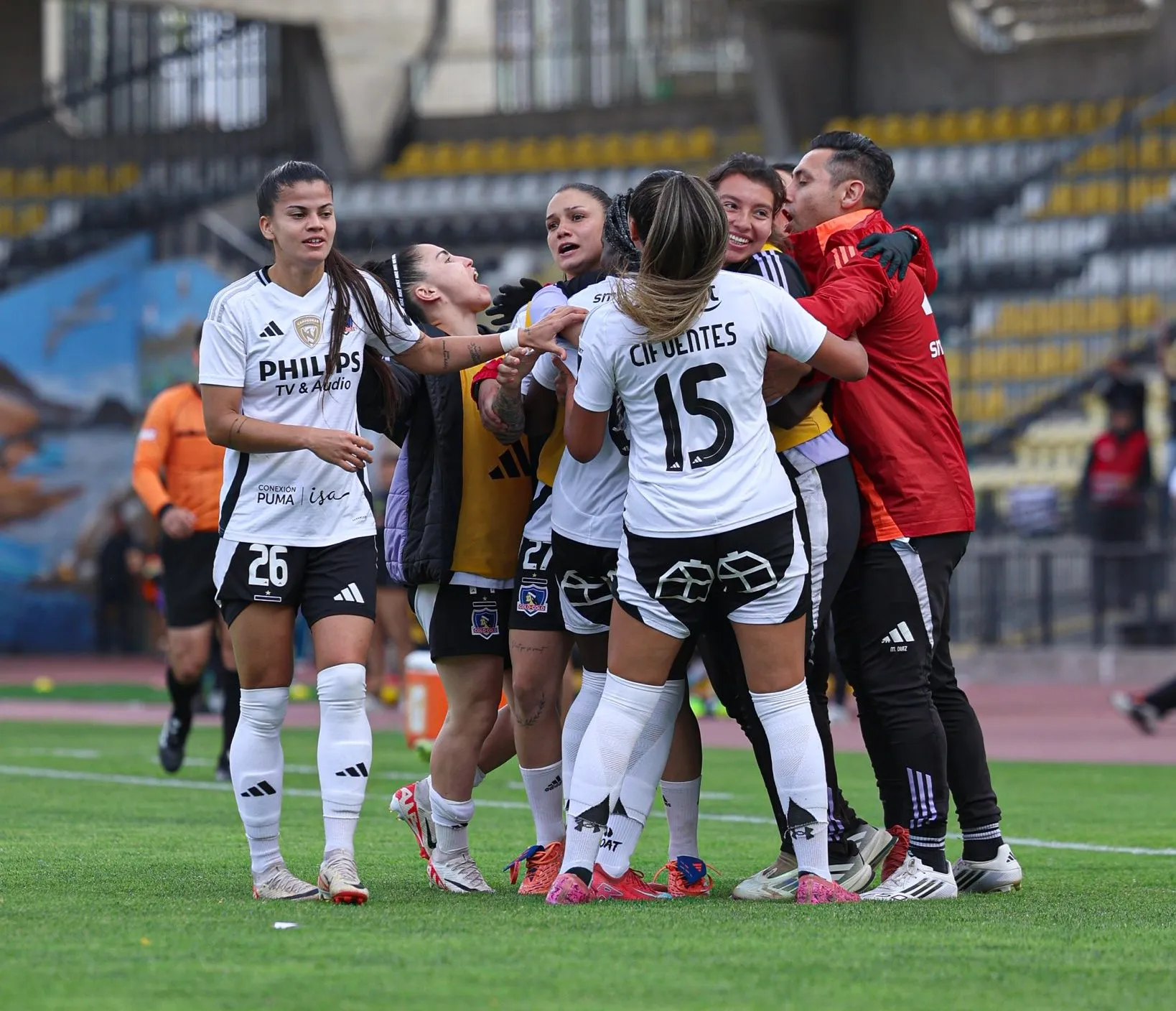 Colo Colo puso un pie en la final de la Liga Femenina 2025. (Foto: @ColoColoFem)