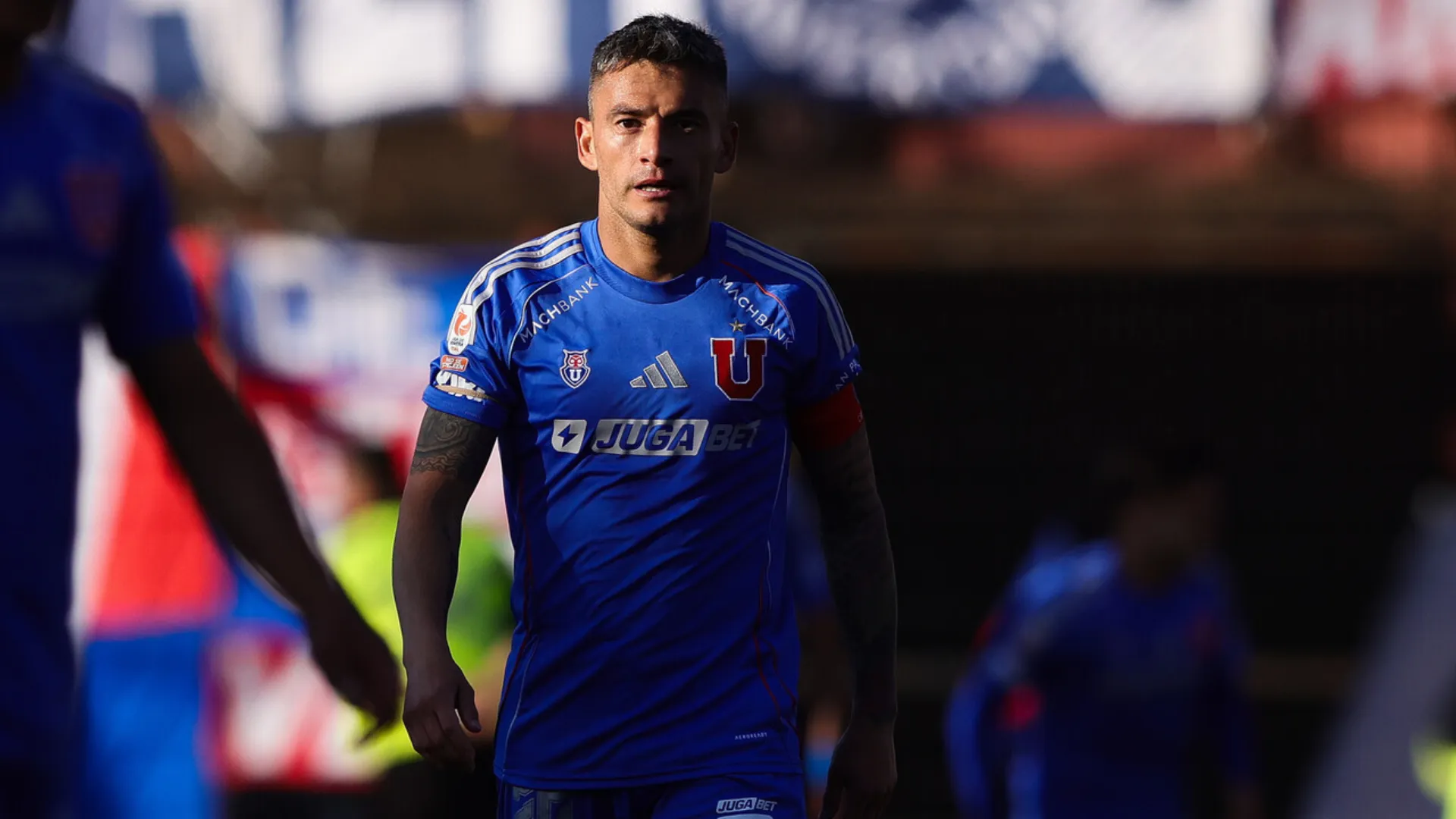 Charles Aránguiz dispara con todo contra la dirigencia de la ANFP y el Sifup (Foto: Photosport)