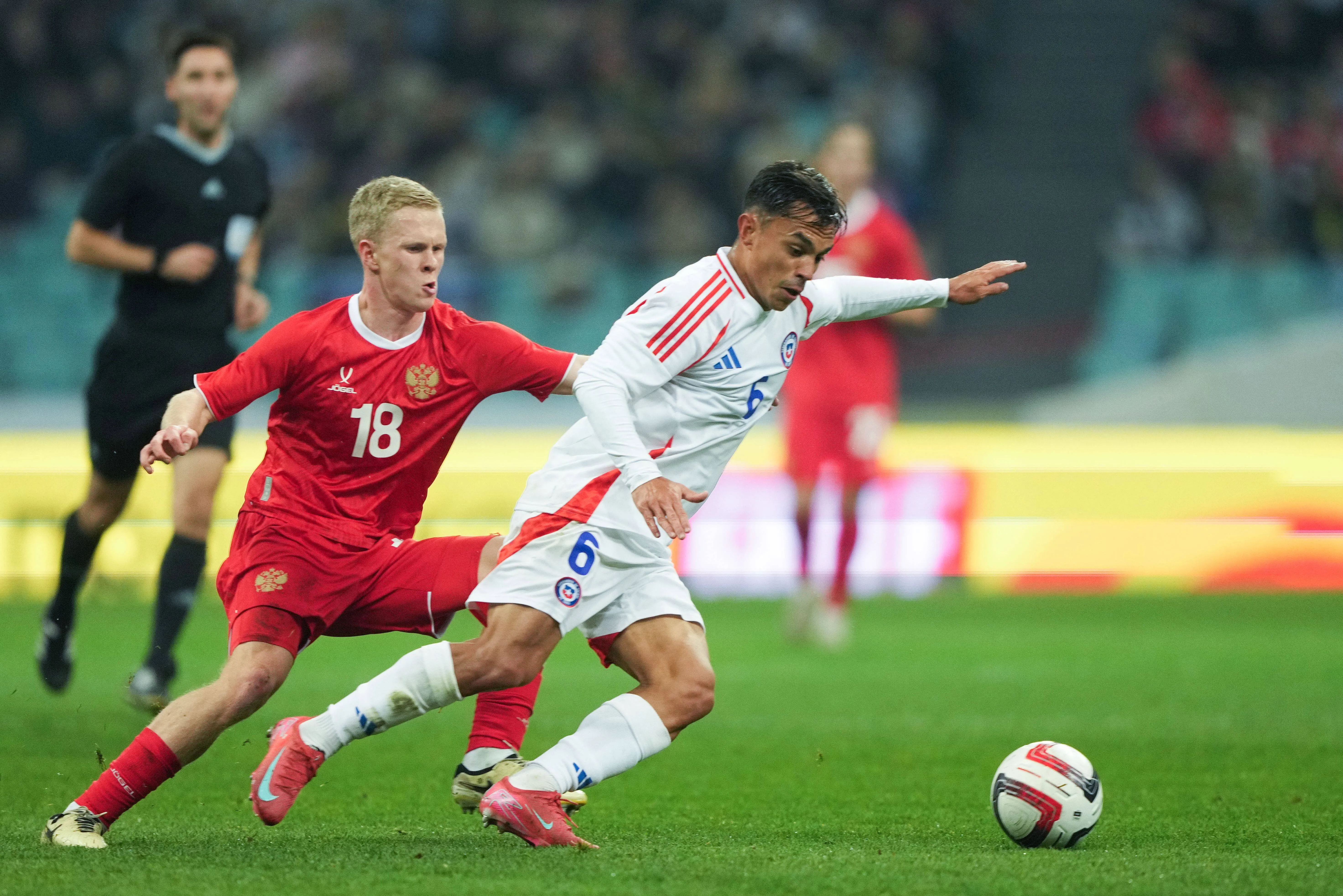 Vicente Pizarro fue figura en el triunfo de Chile sobre Rusia. (Foto: Sipa/Photosport)