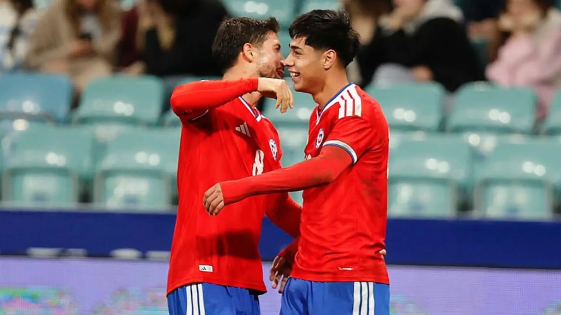 Darío Osorio y Felipe Loyola recibieron alabanzas por su nivel en la Selección Chilena. (Foto: La Roja)