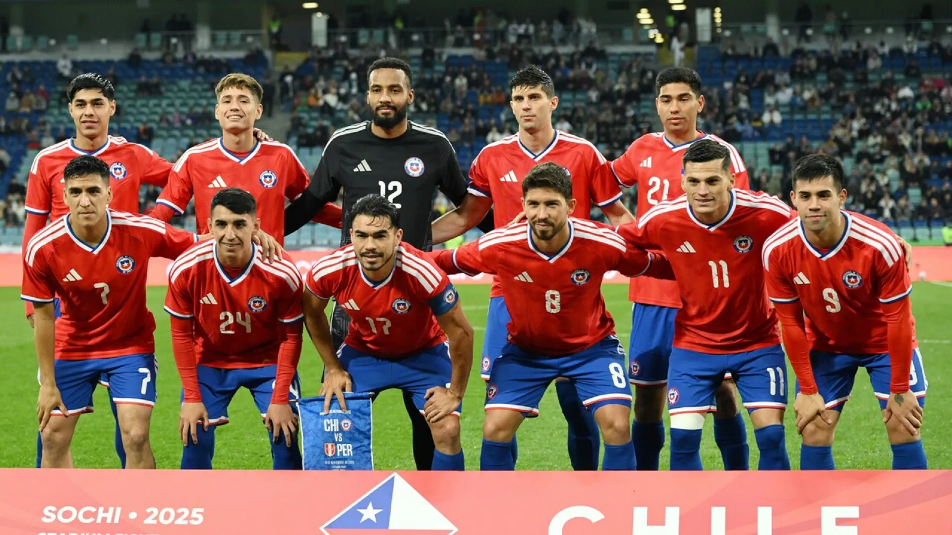 La Roja venció a Perú por 2 a 1 y consigue su tercer triunfo consecutivo (Foto: Photosport)