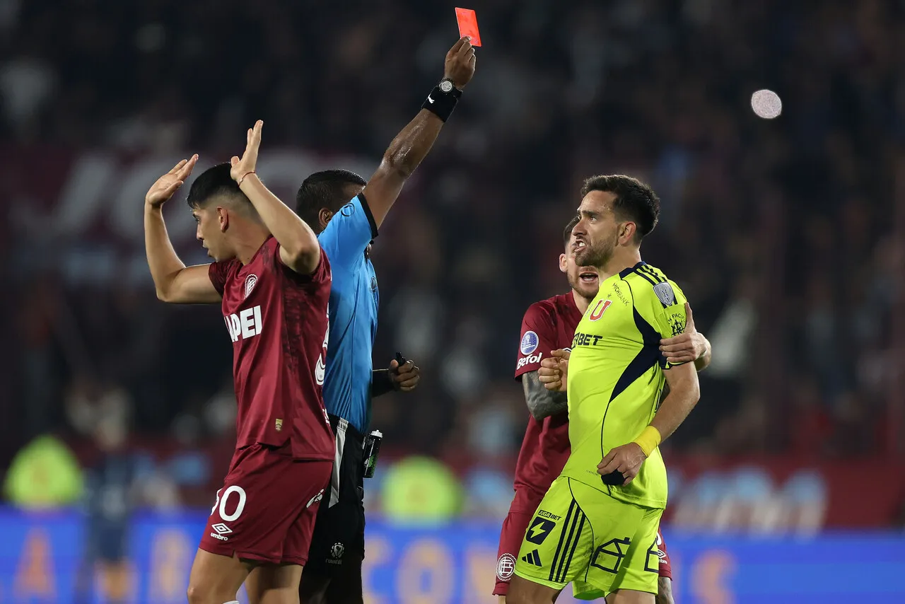 Leyton no tuvo pelos en la lengua sobre esta polémica eliminación | Foto: Photosport