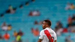 Ídolo peruano propone retirar el número 10 de su selección.