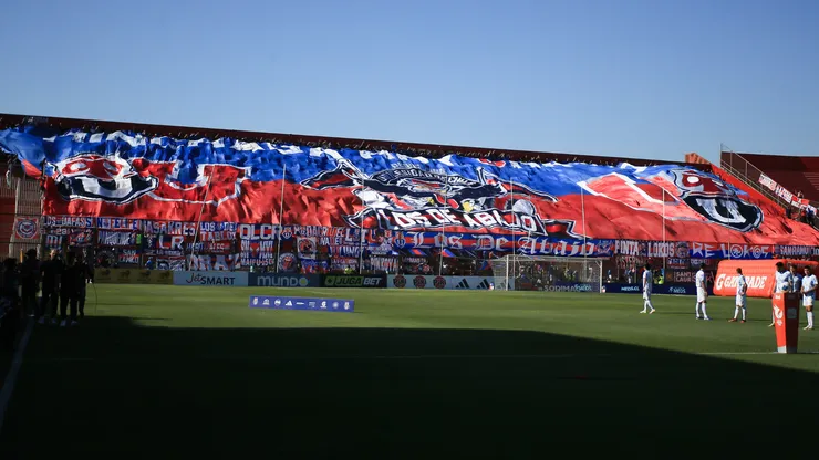 Los fanáticos de Universidad de Chile tendrán que llegar con tiempo al Estadio El Teniente.