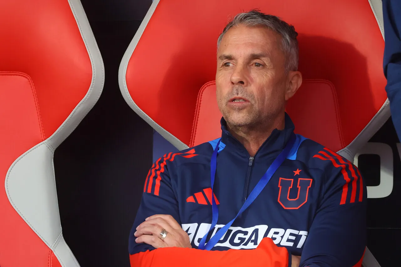 Gustavo Álvarez estaría viviendo sus últimos días en la U (Photosport).