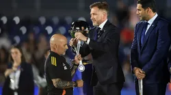 Sampaoli tuvo feo gesto.