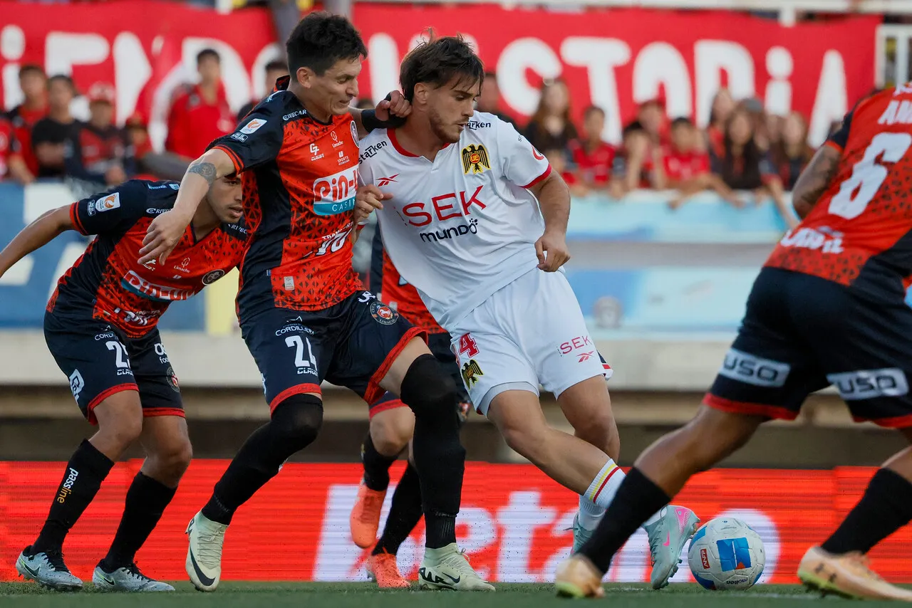 El cuadro hispano cayó ante Limache. | Foto: Photosport