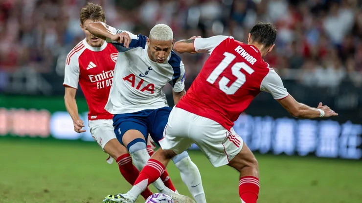 Arsenal es el líder de la Premier League.