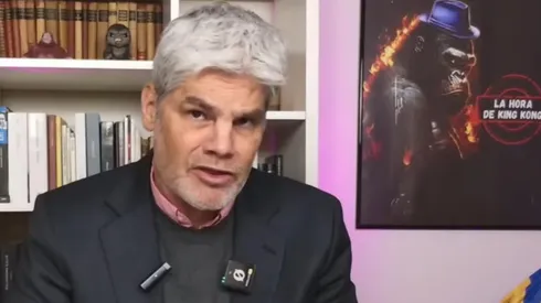 Guarello hace anuncio.