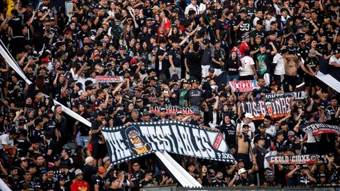 Colo Colo, otra vez, sufre por sus hinchas.