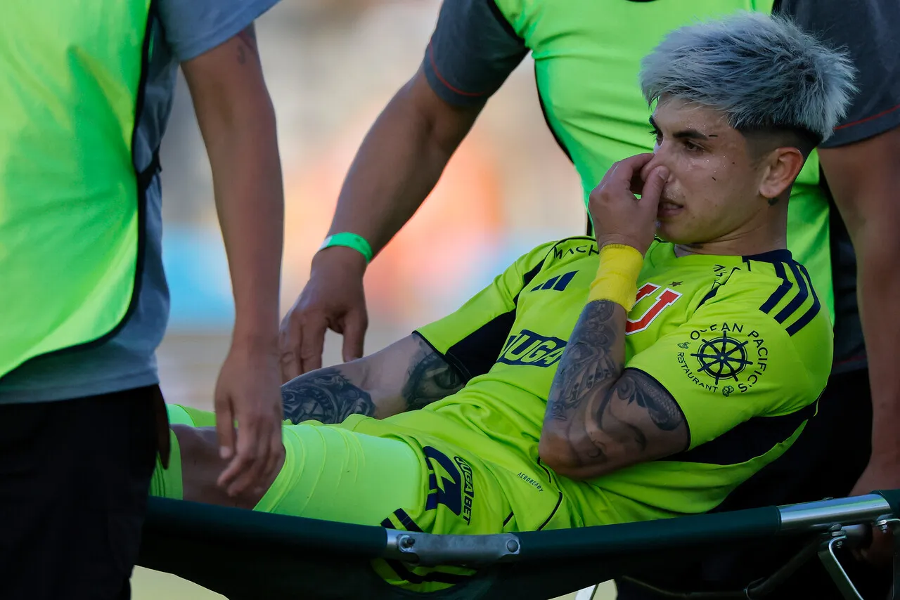 Maximiliano Guerrero podría quedar fuera ante Coquimbo Unido. | Foto: Photosport