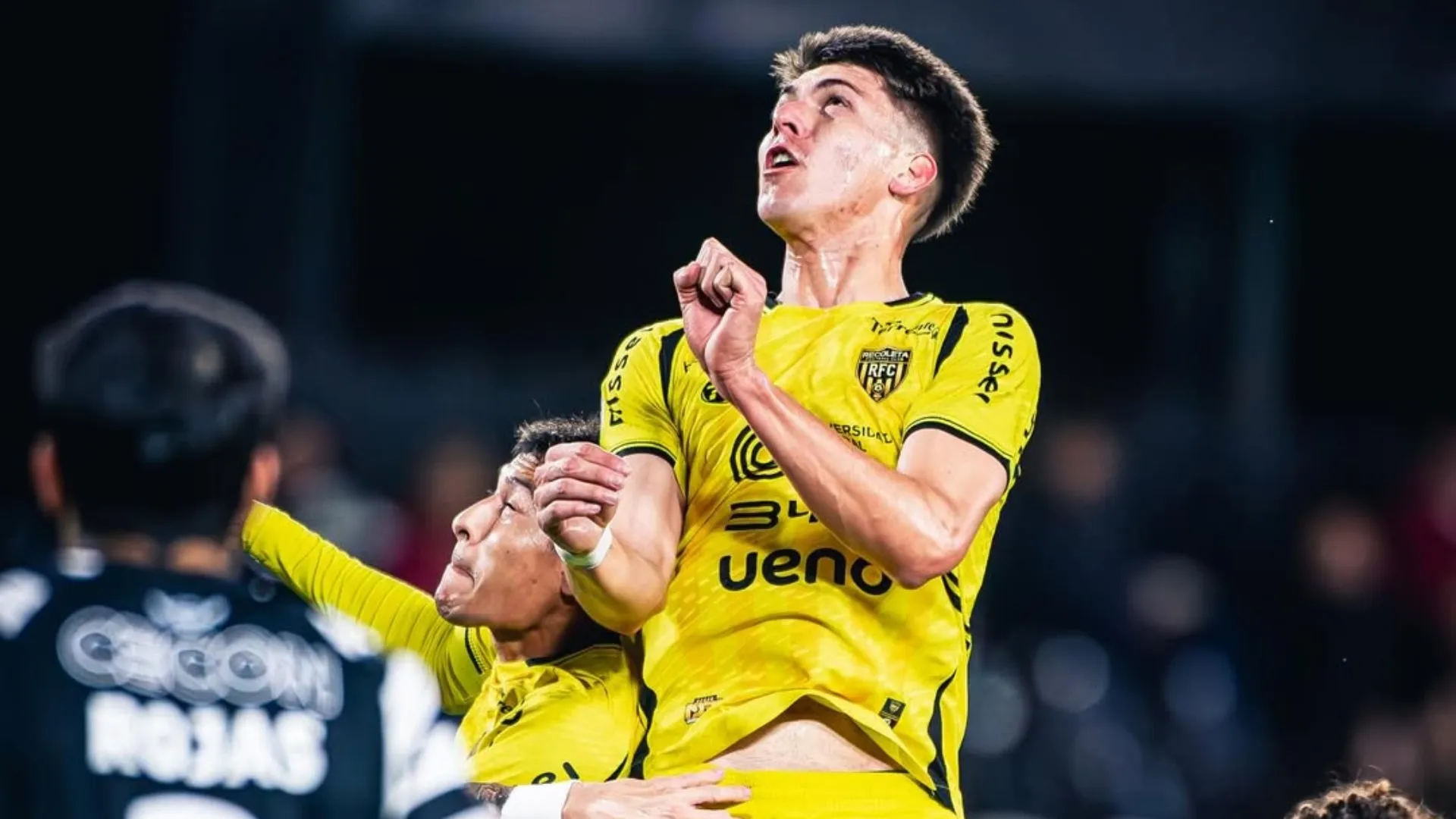 Lucas Romero mide 1,89 metros y también puede desempeñarse como defensor | FOTO: Instagram