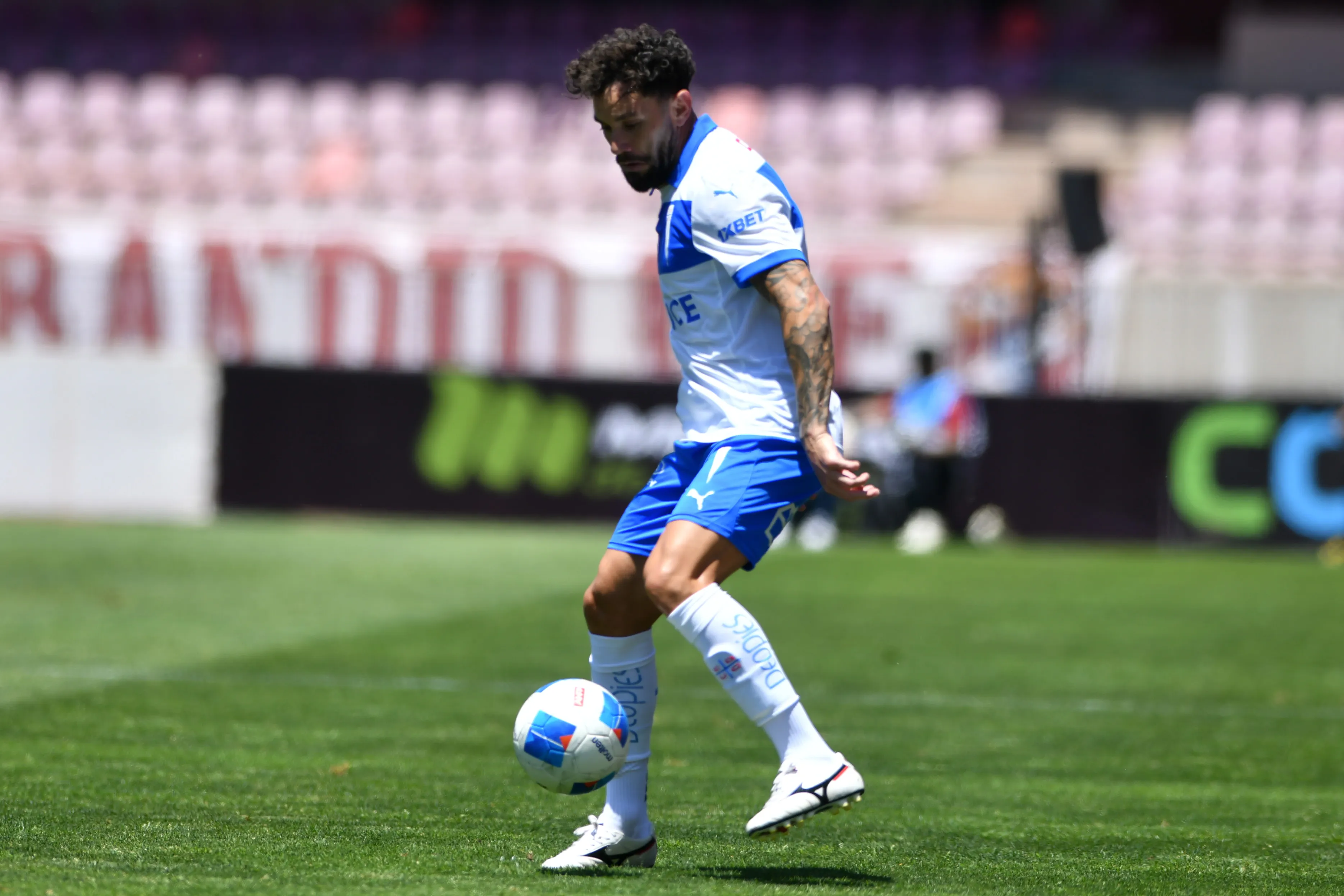 Eugenio Mena ha completado 24 encuentros esta temporada con la camiseta de la UC | FOTO: Alejandro Pizarro Ubilla/Photosport