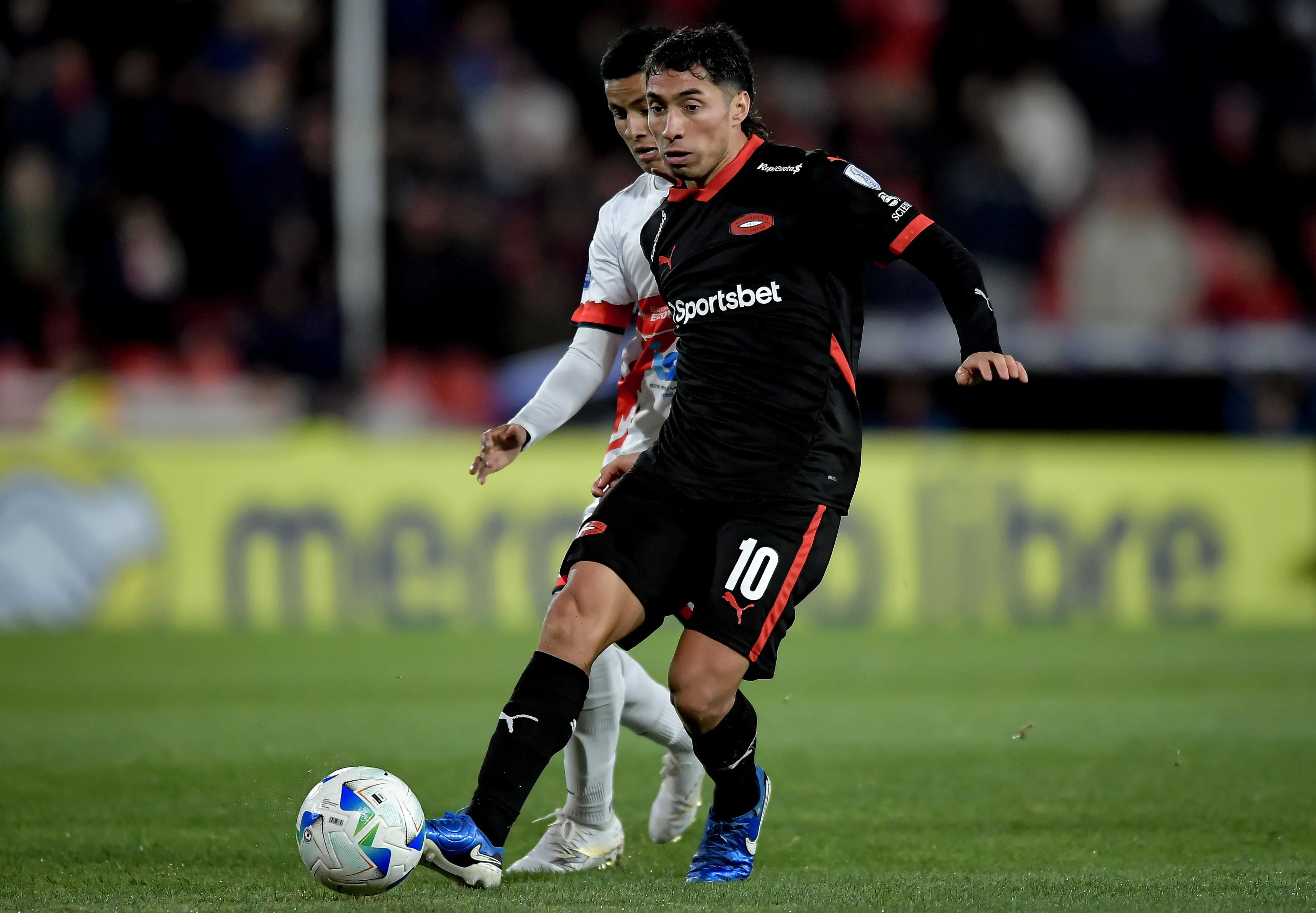 Luciano Cabral no ha convencido en Independiente de Avellaneda. (Foto: Marcelo Endelli/Getty Images)